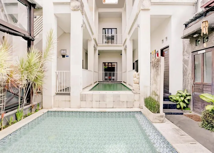 Oyo 90078 The Bali Rama Hotel 2*